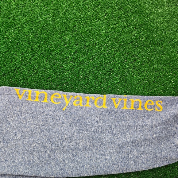 Vineyard Vines‎ Performance Tshirt Mens XL Blue Long Sleeve Whale Graphic Tee - Picture 3 of 8